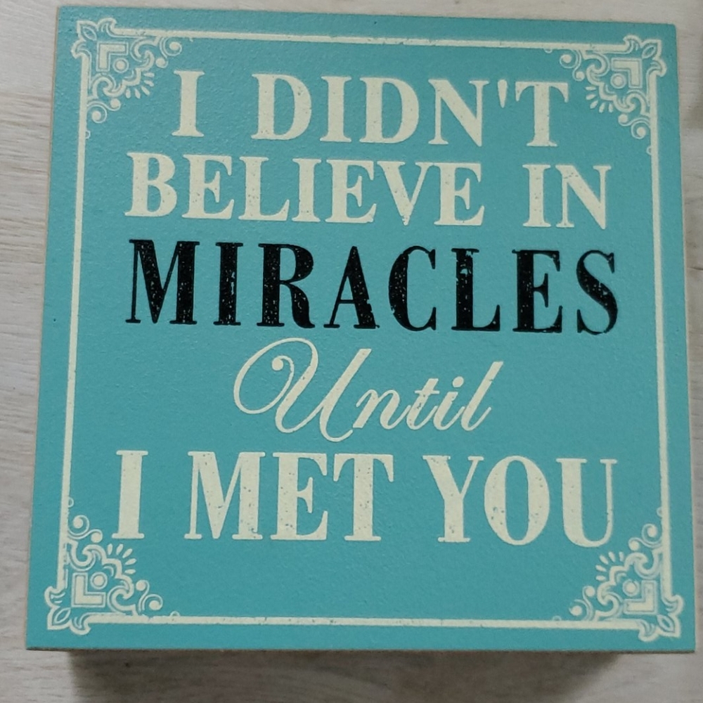 DECOR SIGN